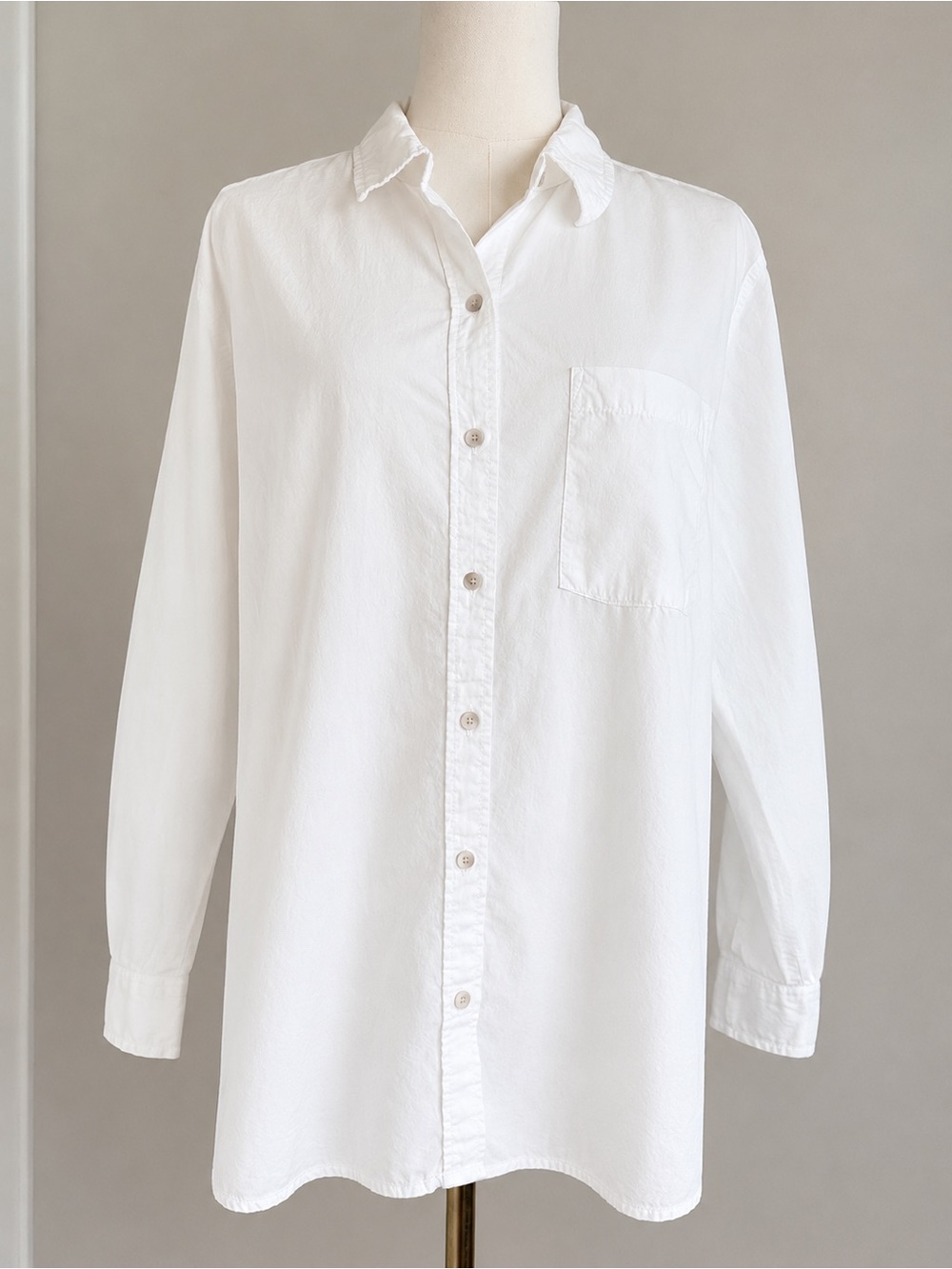 Universal Thread White 100% Cotton Relaxed Fit Button Down Shirt L